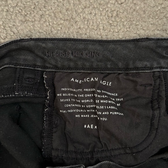 AE High-Waisted Jegging - Size 6 Regular - Picture 5 of 6